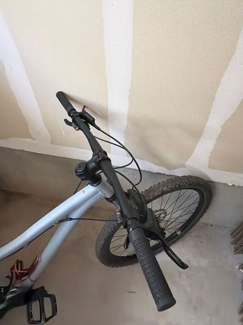Used Co-op DRT 1.1 2023 2023 Mountainbike, Light Gray, 27.5 — image 7 of 10