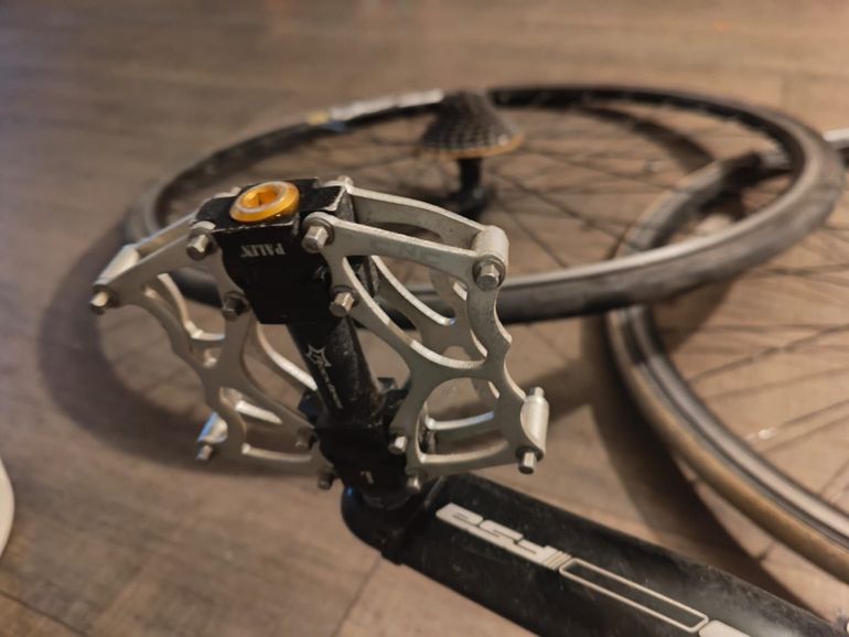 Used Jamis Model Unknown 2016 Road & Gravel, White — image 21 of 22