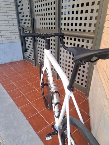 Used Orbea AVANT H30 2024 2024 Road & Gravel — image 3 of 4
