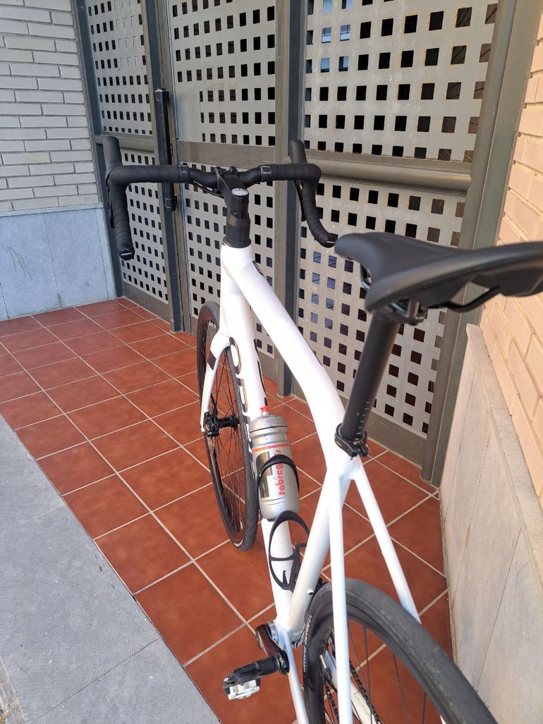 Used Orbea AVANT H30 2024 2024 Road & Gravel — image 3 of 4