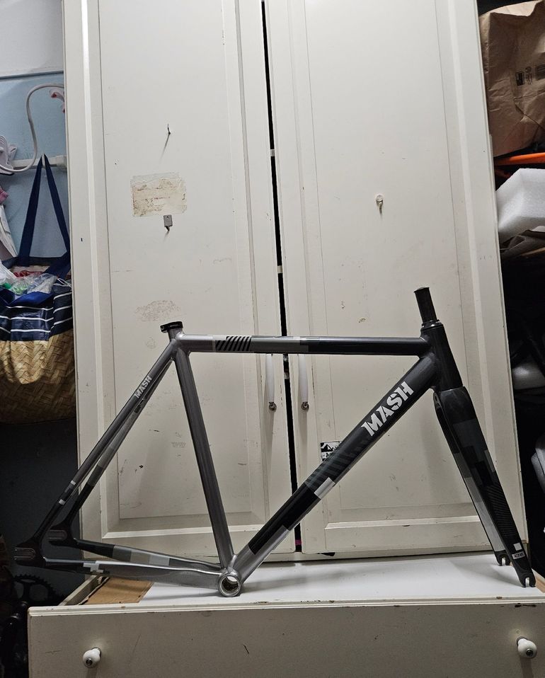 Used Cinelli Mash Frameset 2021 Road & Gravel, Gris claro — image 1 of 15