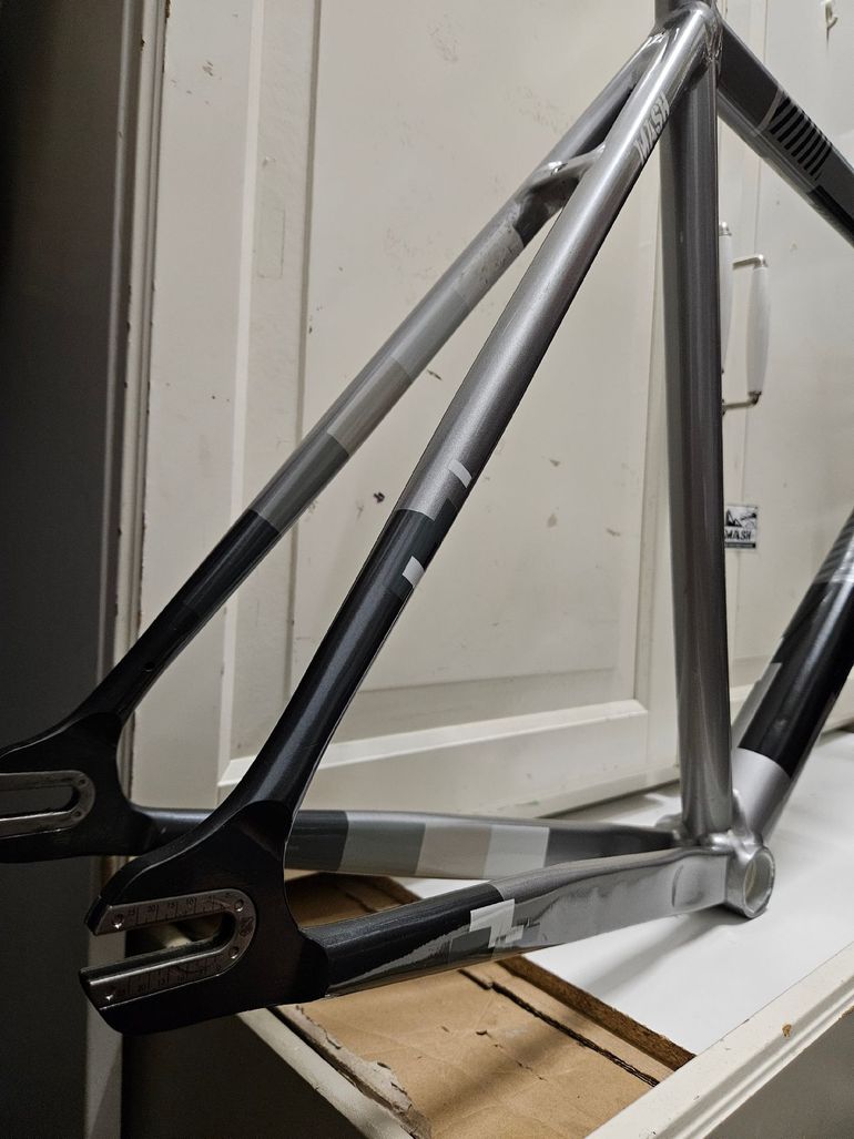 Used Cinelli Mash Frameset 2021 Road & Gravel, Gris claro — image 5 of 15
