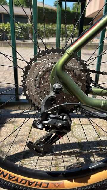 Used Brera Custom L-TWOO GRT 2023 Road & Gravel, Green — image 2 of 10