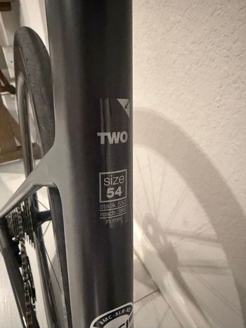 Used BMC Teammachine SLR01 TWO 2023 2023 Road & Gravel, Black — image 8 of 10