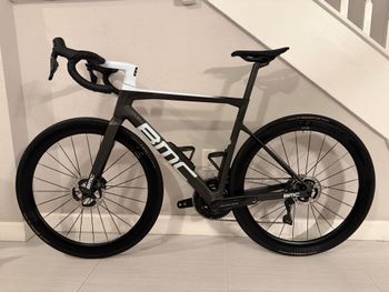 Used BMC Teammachine SLR01 TWO 2023 2023 Road & Gravel, Black — image 4 of 10