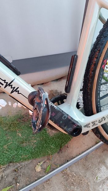 Used RIVERSIDE Carbon Gravel Bike SRAM Rival eTap AXS 2024 Road & Gravel, Light Gray — image 8 of 17