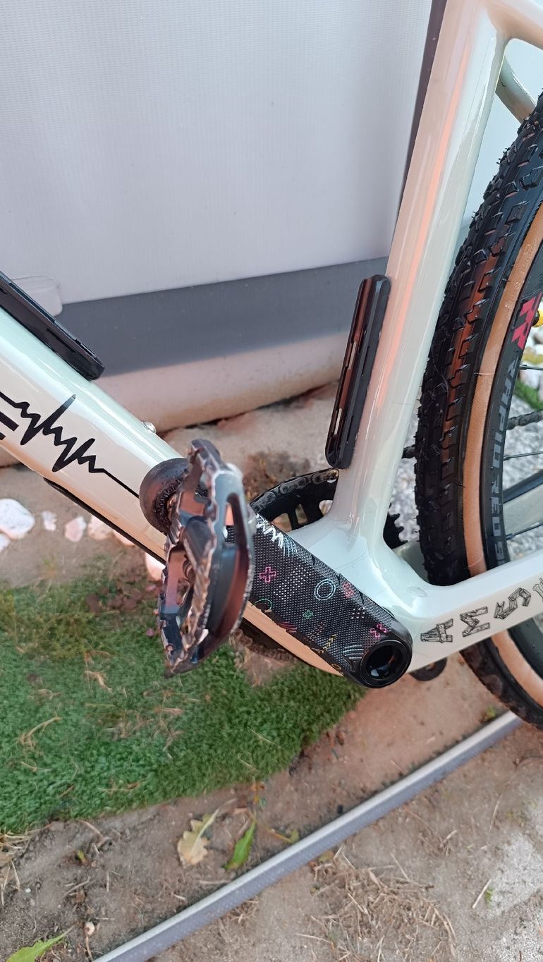 Used RIVERSIDE Carbon Gravel Bike SRAM Rival eTap AXS 2024 Road & Gravel, Light Gray — image 8 of 17