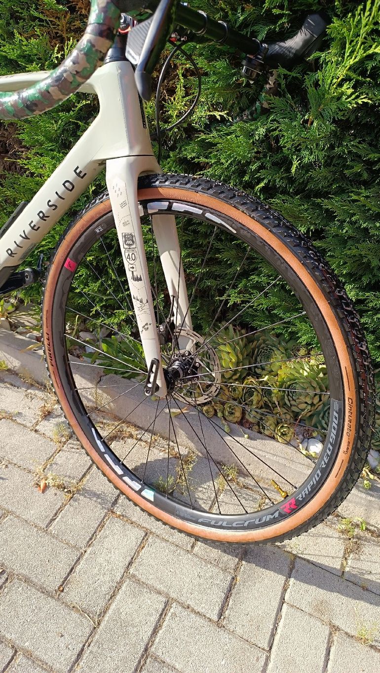 Used RIVERSIDE Carbon Gravel Bike SRAM Rival eTap AXS 2024 Road & Gravel, Light Gray — image 17 of 17