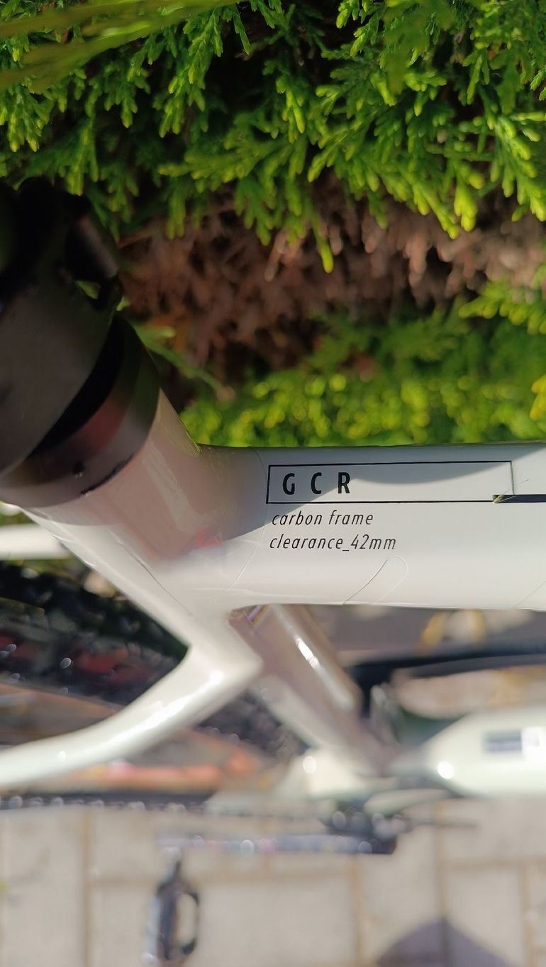Used RIVERSIDE Carbon Gravel Bike SRAM Rival eTap AXS 2024 Road & Gravel, Light Gray — image 13 of 17