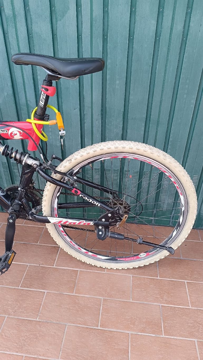 Used Atala ATALA Custom Shimano Deore LX 2000 Mountainbike, Negro — image 6 of 12
