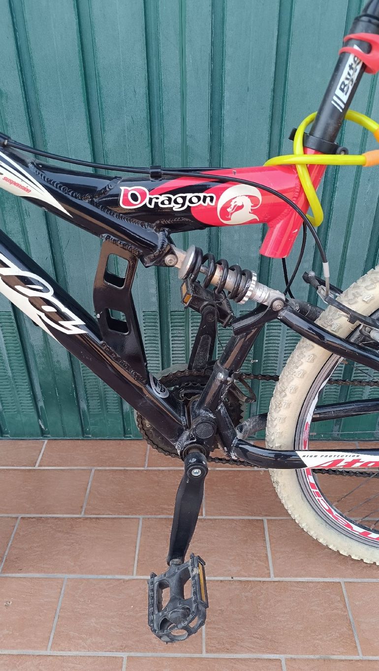 Used Atala ATALA Custom Shimano Deore LX 2000 Mountainbike, Negro — image 2 of 12