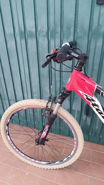 Used Atala ATALA Custom Shimano Deore LX 2000 Mountainbike, Negro — image 5 of 12