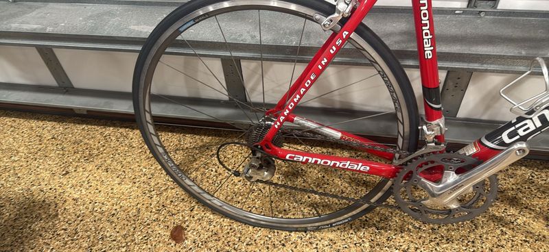 Used Cannondale Custom Shimano Ultegra 2004 Road & Gravel, Red — image 2 of 3