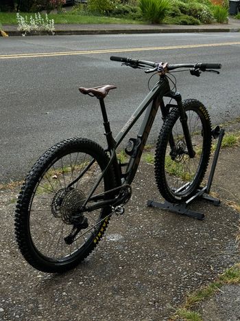 Used Trek Roscoe Shimano Deore XT Di2 2025 MTB