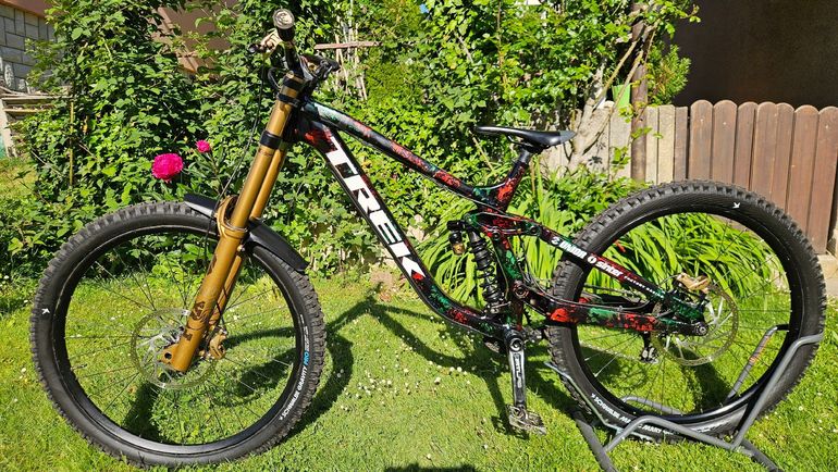 Used Trek Session AL Frameset 2024 Frameset 2024 Mountainbike — image 2 of 6