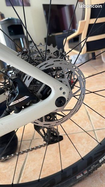Used Specialized Specialized Diverge Pro Carbon 2023 Road & Gravel — image 10 of 11