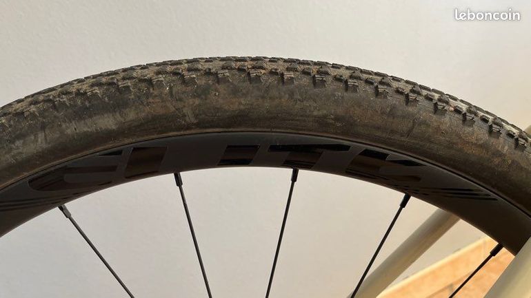 Used Specialized Specialized Diverge Pro Carbon 2023 Road & Gravel — image 11 of 11