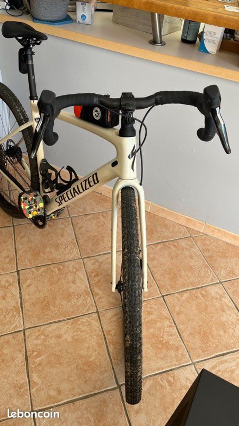 Used Specialized Specialized Diverge Pro Carbon 2023 Road & Gravel — image 4 of 11