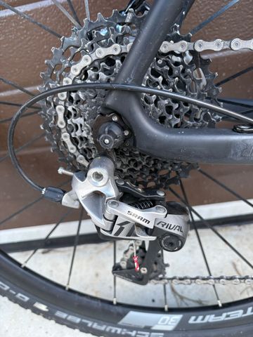 Used Bianchi D2 Carbon 2020 Road & Gravel, Black — image 3 of 8