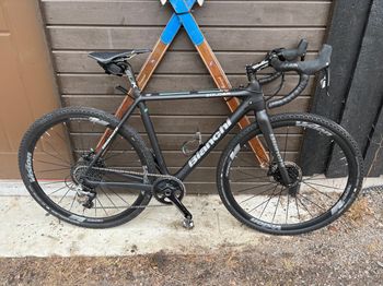Used Bianchi D2 Carbon 2020 Road & Gravel — image 2 of 8