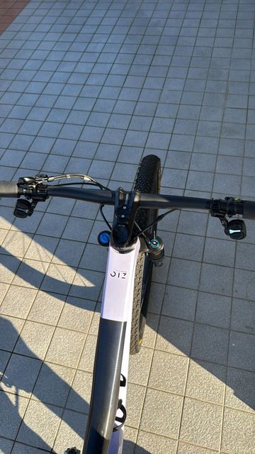 Tweedehands Orbea Oiz Sram Eagle Transmission XX 2024 Mountainbike — afbeelding 4 van 6