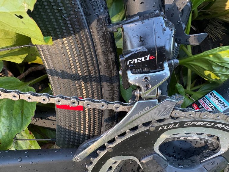 Used Bianchi Specialissima SRAM Red eTap 2018 Road & Gravel — image 8 of 12