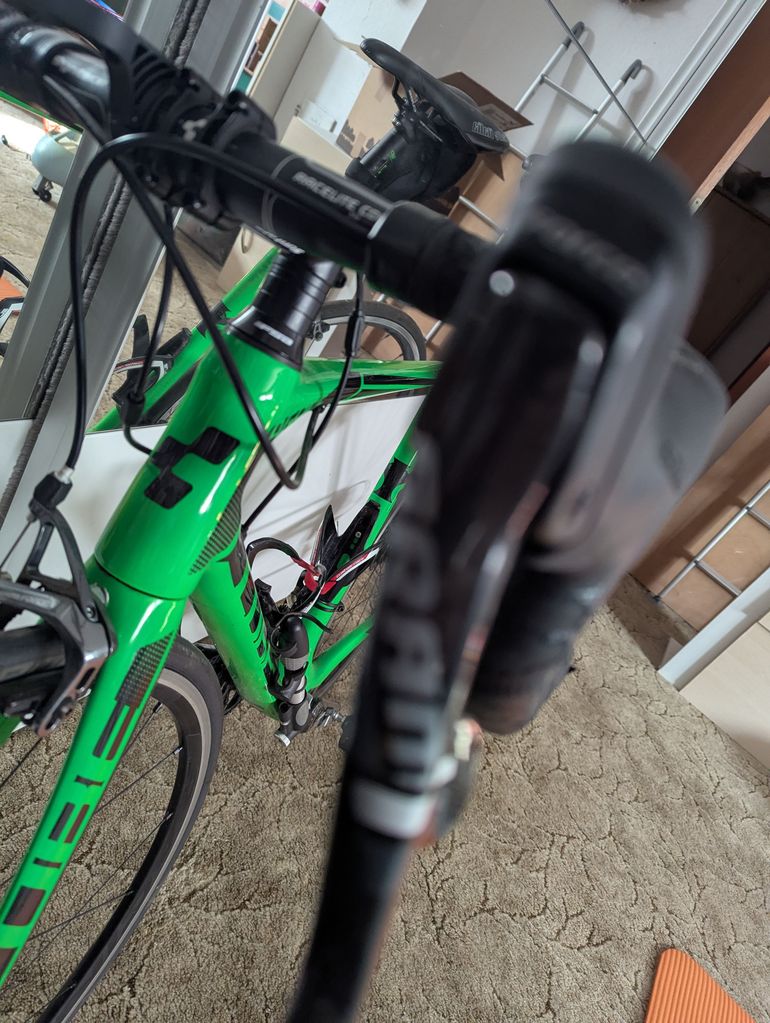 Used CUBE GTC SLT 2012 2012 Road & Gravel, Green — image 8 of 10