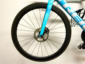 Used Trek Émonda SLR 7 2023 2023 Road & Gravel, Blau — image 6 of 7
