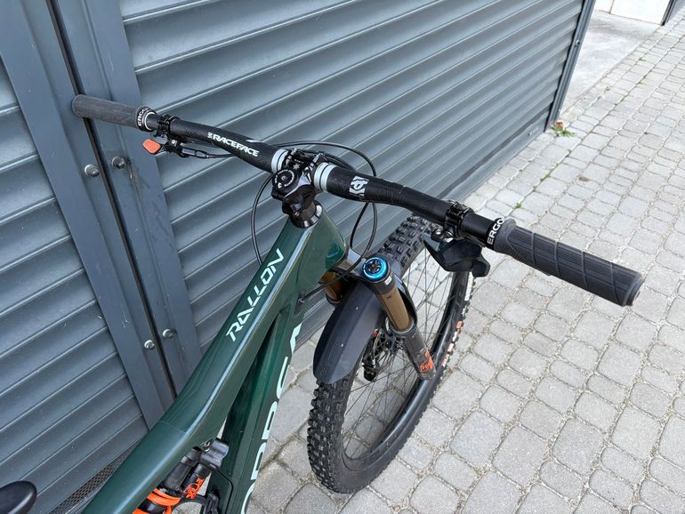 Used Orbea RALLON M-LTD 2024 2024 Mountainbike — image 5 of 12