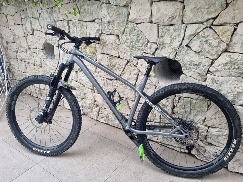 Used Commencal META HT Shimano Deore 2024 MTB