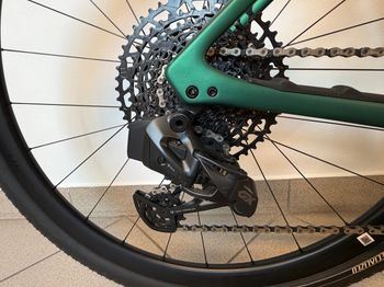 Used Specialized Diverge STR Expert - SRAM Rival eTAP AXS / GX Eagle AXS 2024 2024 Road & Gravel, Grün — image 3 of 14