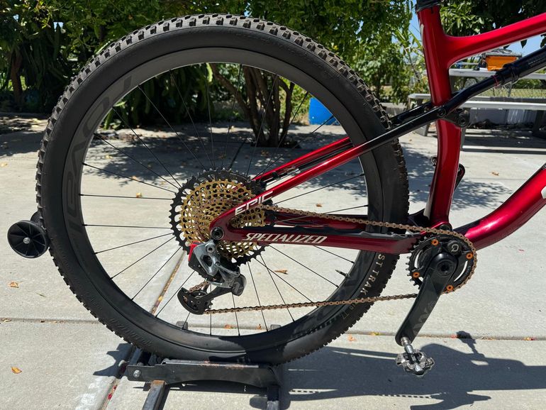 Used Specialized S-Works Epic 2022 2022 Mountainbike, Red, 29 — image 3 of 8