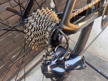 Used Canyon Aeroad Shimano Ultegra Di2 2019 Road & Gravel, Schwarz — image 2 of 13