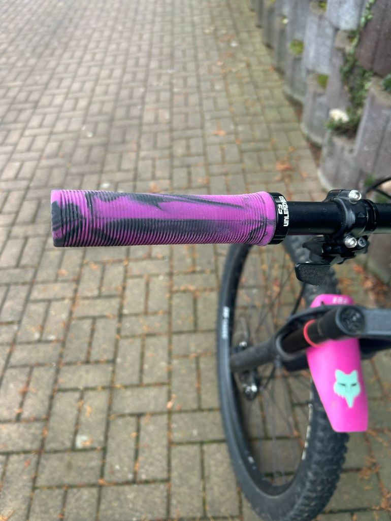 Used Rose Root Miller 2 2025 2025 Mountainbike, Blanco — image 2 of 5