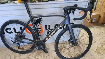 Gebrauchtes Trek Émonda SL 6 Disc 2022 2022 Road & Gravel