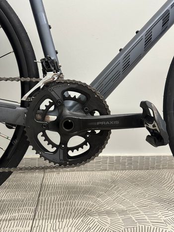 Used Scott Addict 40 2023 2023 Road & Gravel — image 3 of 6