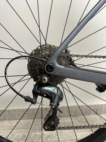 Used Scott Addict 40 2023 2023 Road & Gravel — image 4 of 6