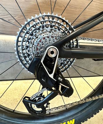 Used Specialized S-Works Epic 8 2024 2024 Mountainbike — image 4 of 12