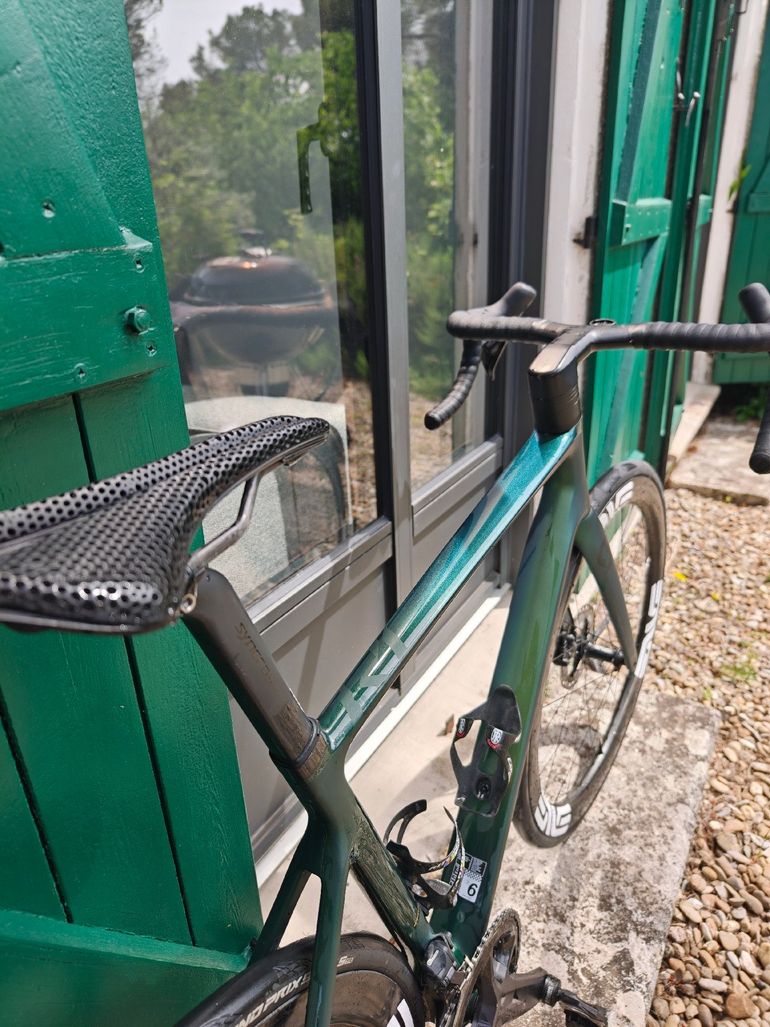 Used Scott Addict RC 15 2023 2023 Road & Gravel, Green — image 5 of 8