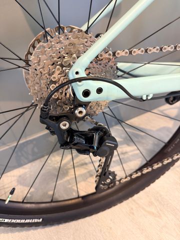 Used Specialized Diverge Elite E5 2024 2024 Road & Gravel, Green — image 4 of 4