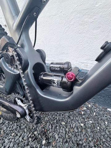 Used Forbidden Druid v1 XT 2022 Mountainbike, Light Gray, 29 — image 37 of 50