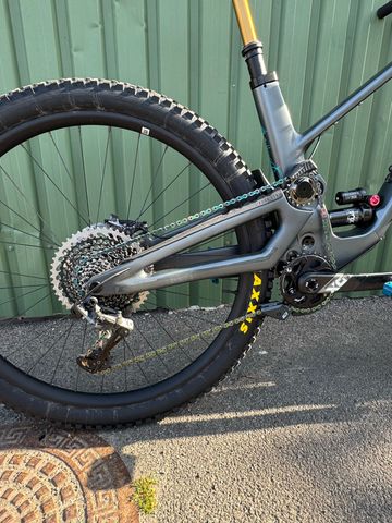 Used Forbidden Druid SRAM X01 Eagle AXS 2022 Mountainbike, Light Gray — image 6 of 26