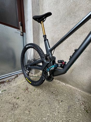 Used Forbidden Druid XT 2022 2022 Mountainbike — image 10 of 13