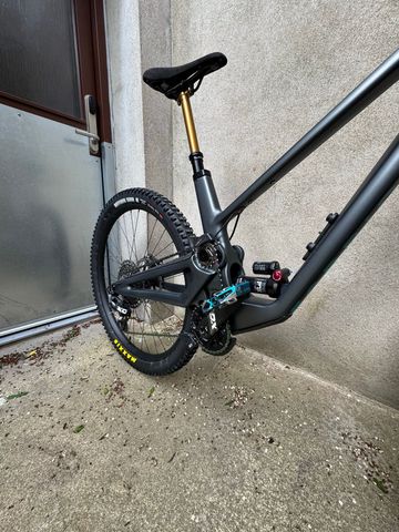 Used Forbidden Druid SRAM X01 Eagle AXS 2022 Mountainbike, Light Gray — image 10 of 26