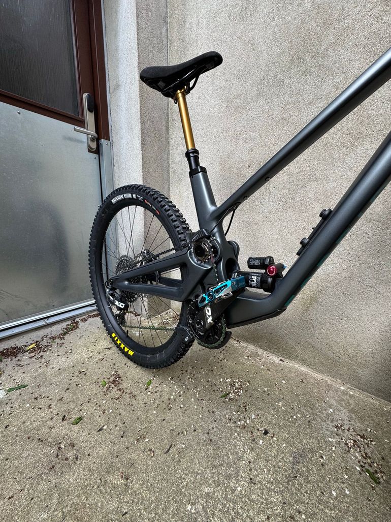 Used Forbidden Druid XT 2022 2022 Mountainbike — image 10 of 13