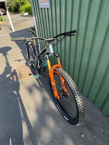 Used Forbidden Druid SRAM X01 Eagle AXS 2022 Mountainbike, Light Gray — image 7 of 26