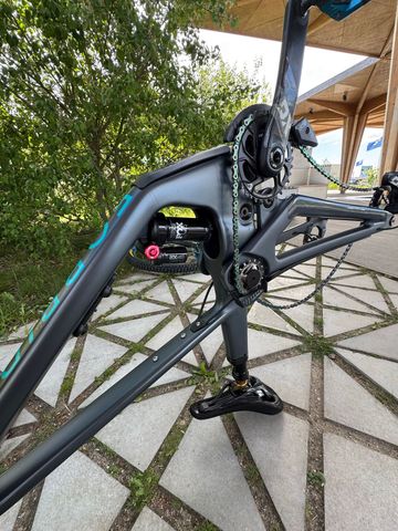 Used Forbidden Druid SRAM X01 Eagle AXS 2022 Mountainbike, Light Gray — image 23 of 26