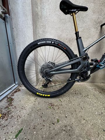 Used Forbidden Druid SRAM X01 Eagle AXS 2022 Mountainbike, Light Gray — image 11 of 26
