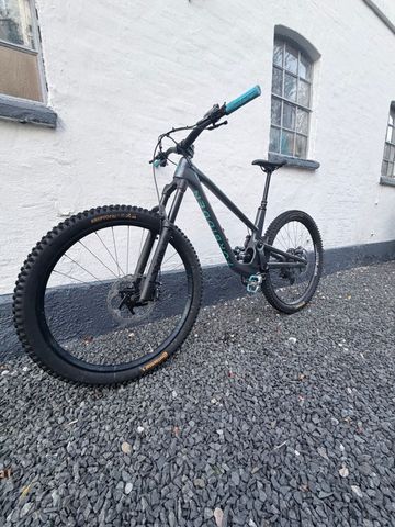 Used Forbidden Druid v1 XT 2022 Mountainbike, Light Gray, 29 — image 13 of 50