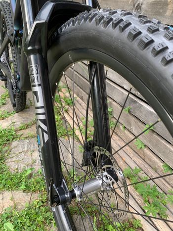 Used Trek Top Fuel 9.8 GX AXS T-Type 2024 2024 Mountainbike — image 7 of 11